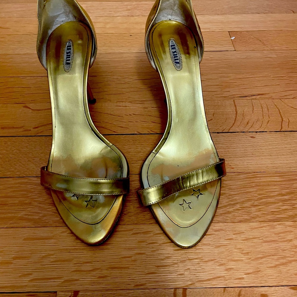 Gold stilettos - size 9 pumps